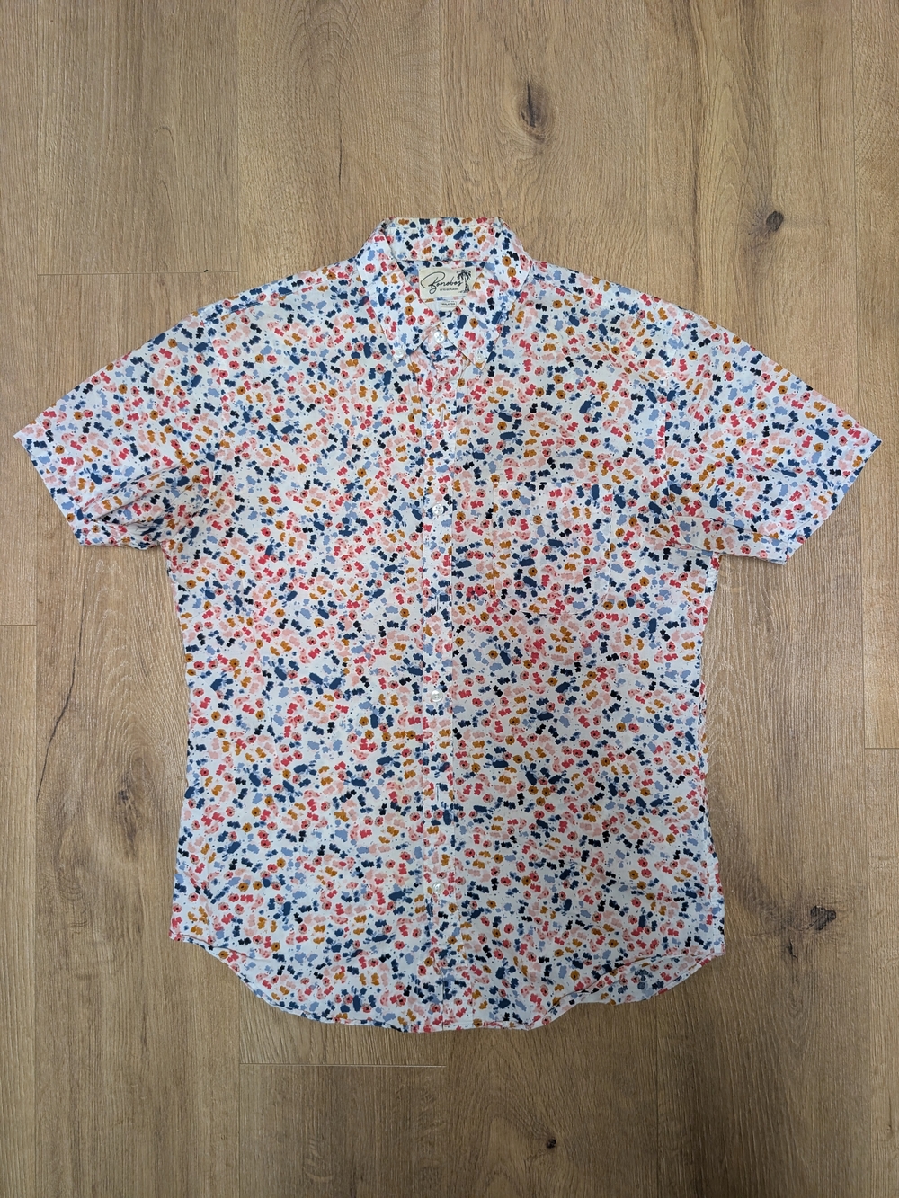Short-Sleeve Floral Print Button-Up Shirt - White with Multicolor Dots